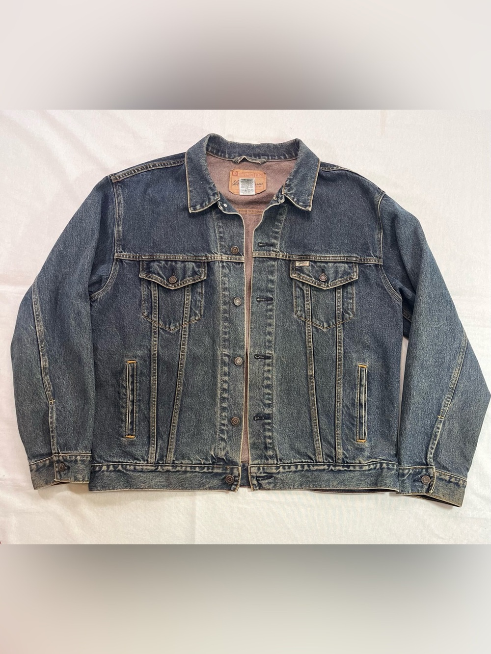Levi's Vintage Wash Blue Denim Trucker Jacket Men’s XL